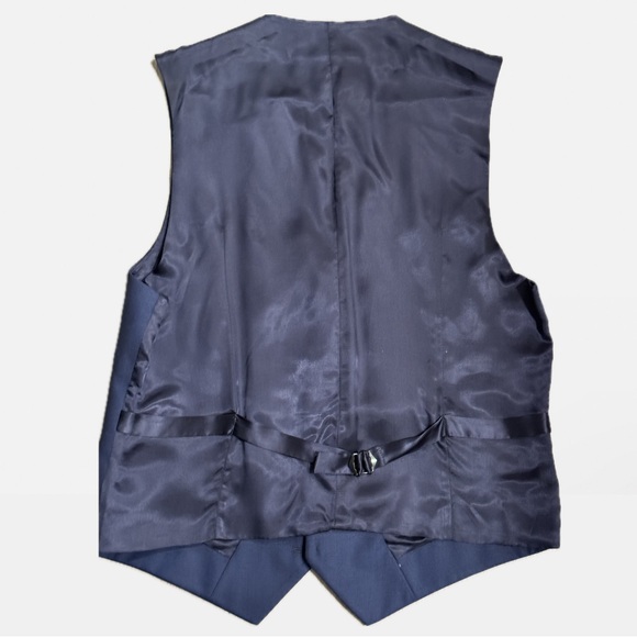 Reiss - Men’s Classic Fit Suit Vest - Picture 2 of 3